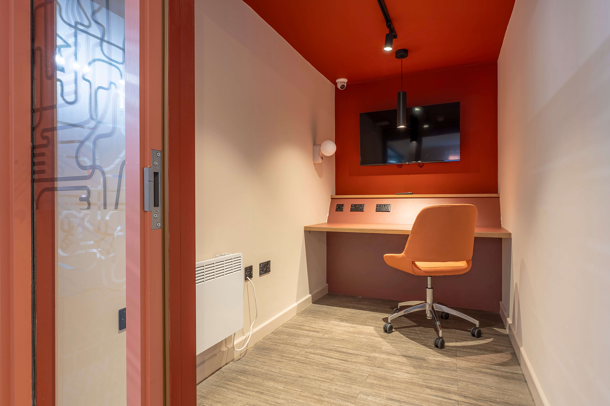 iQ Student Accommodation Leeds - Leeds Beckett University - Study