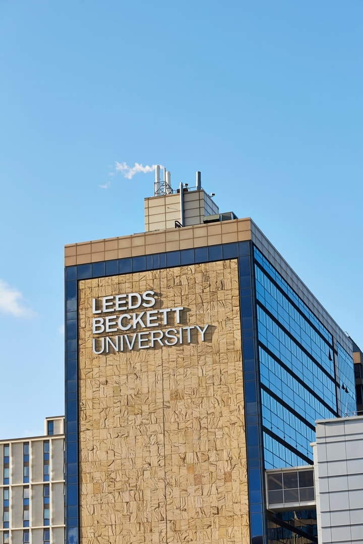 LEEDS BECKETT SOFTWARE visual data 2