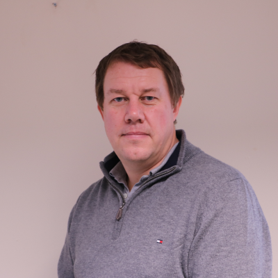 Dr Ian Richards staff profile image