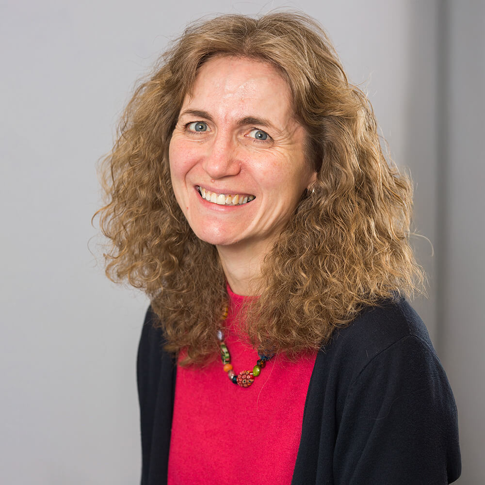 Dr Jennifer Seavers staff profile image