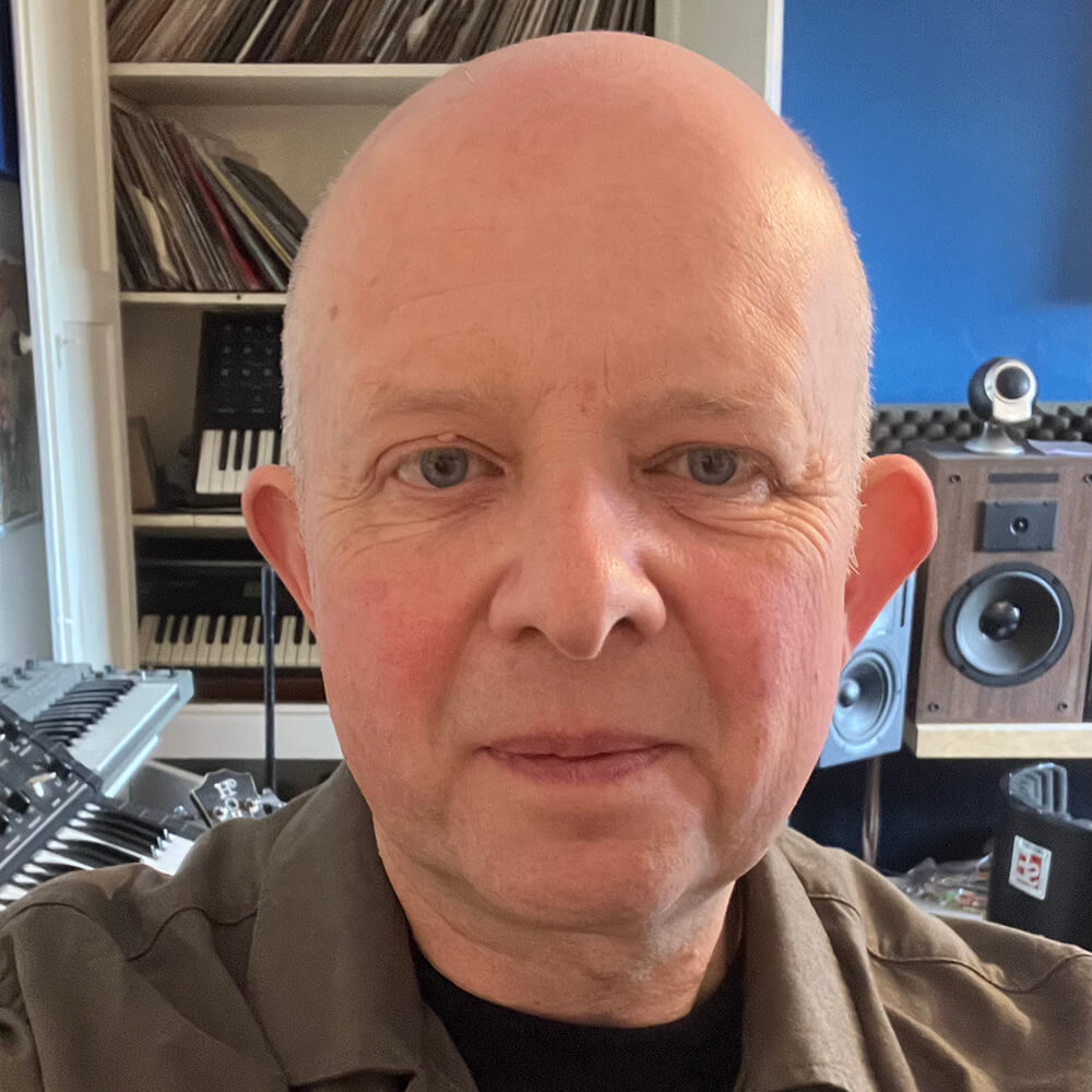 Dr Justin Morey staff profile image