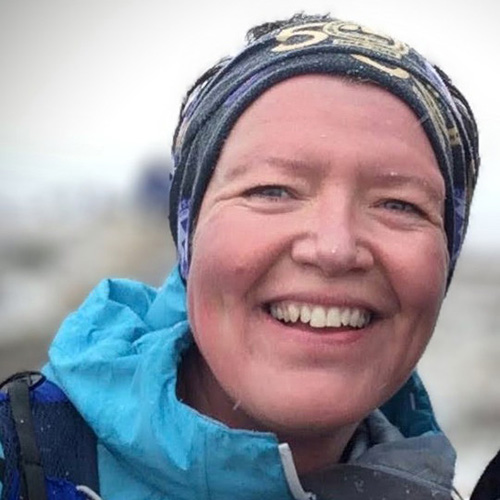 Dr Laura Davies staff profile image