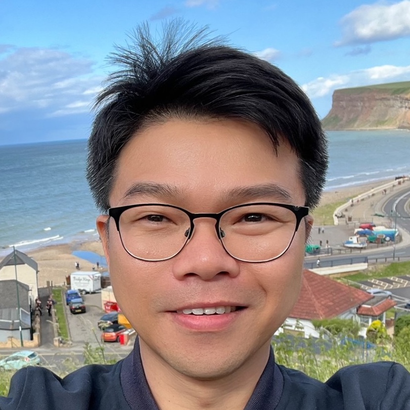 Dr Tim Low staff profile image