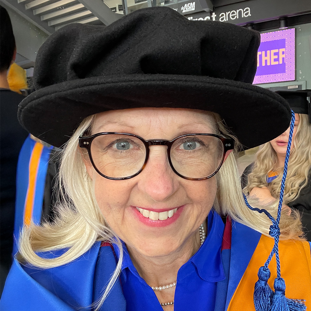 Jo Sandiford staff profile image