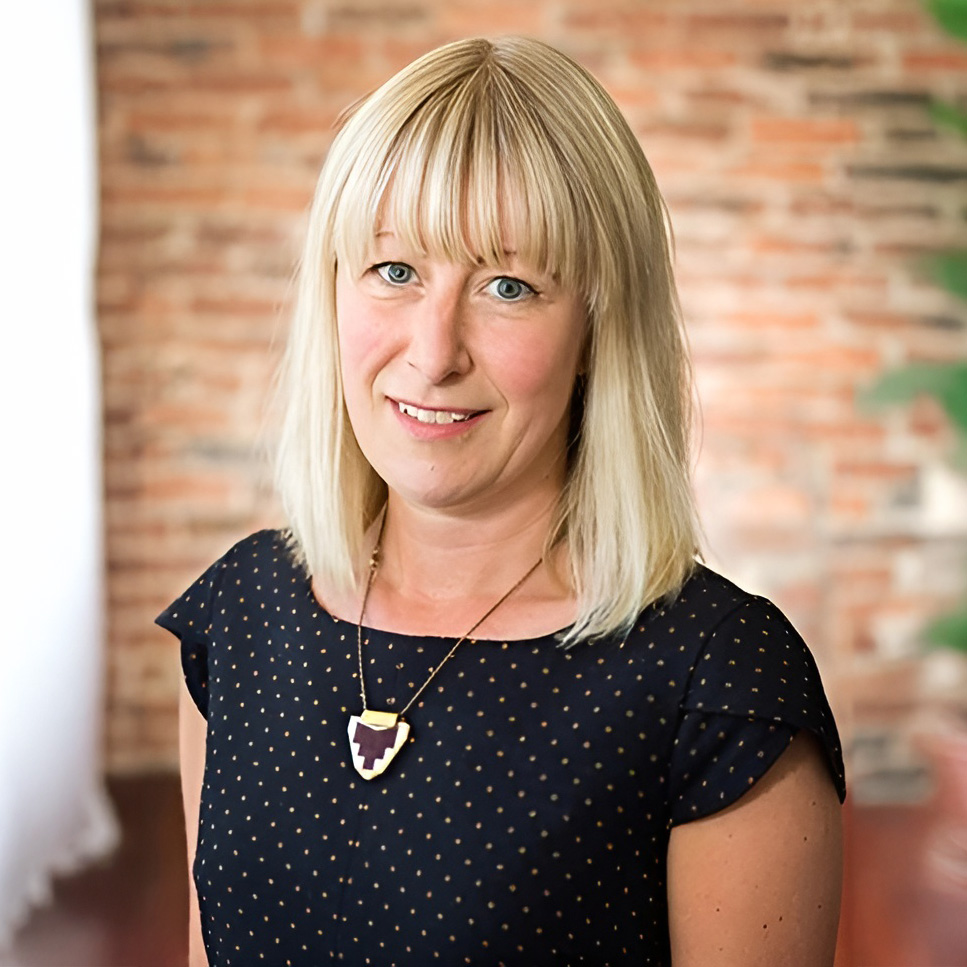 Kirstie Frenneaux staff profile image